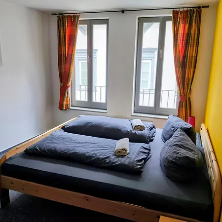 Bacchus Homes, Altstadt